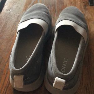 Vionic Kristi Slip On Shoes Size 7